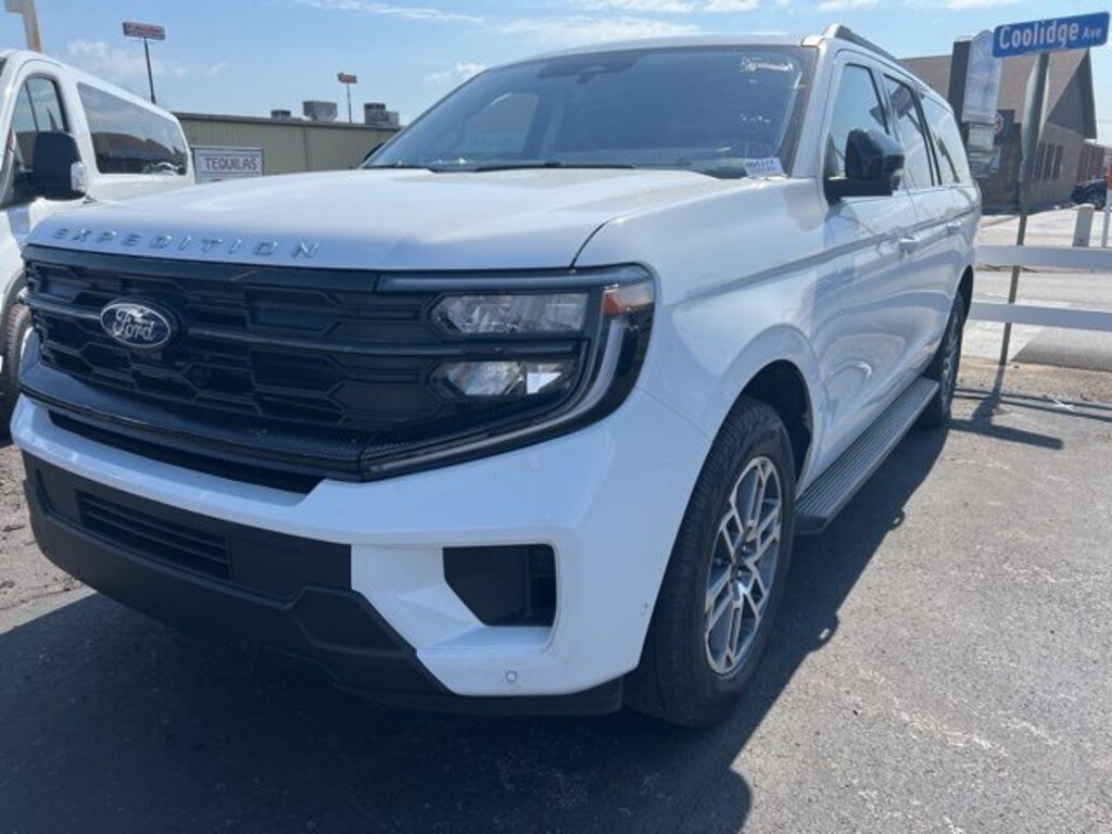 Used 2025 Ford Expedition Max Active SUV