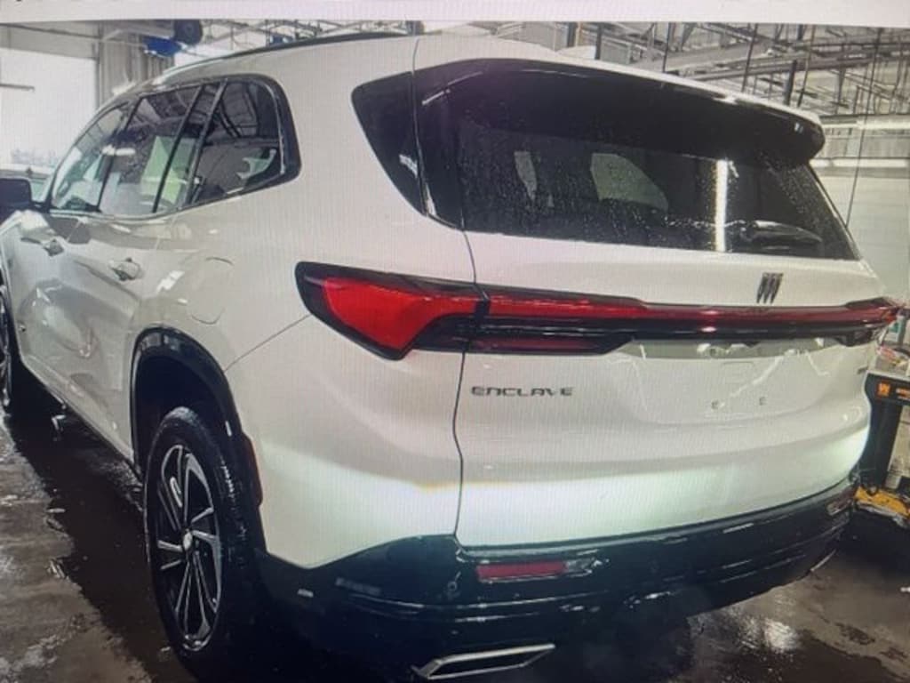Used 2025 Buick Enclave Sport Touring SUV