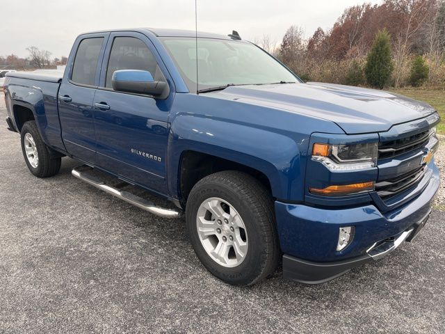 2019 Chevrolet Silverado 1500 LT photo 4