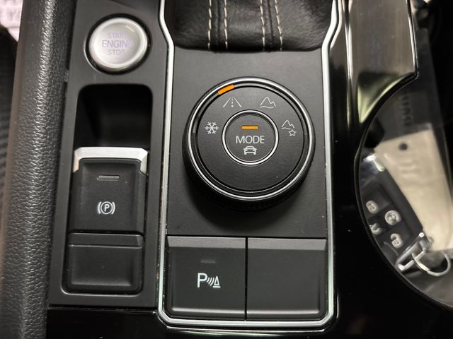 2023 Volkswagen Atlas Cross Sport SEL R-Line Black - Photo 30