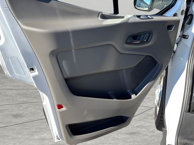 2025 Ford Transit Van Base - Photo 10