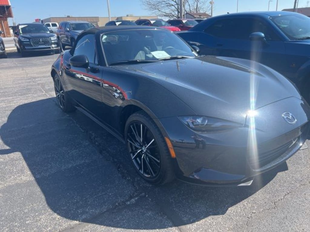 Used 2025 Mazda MX-5 Miata Grand Touring Convertible
