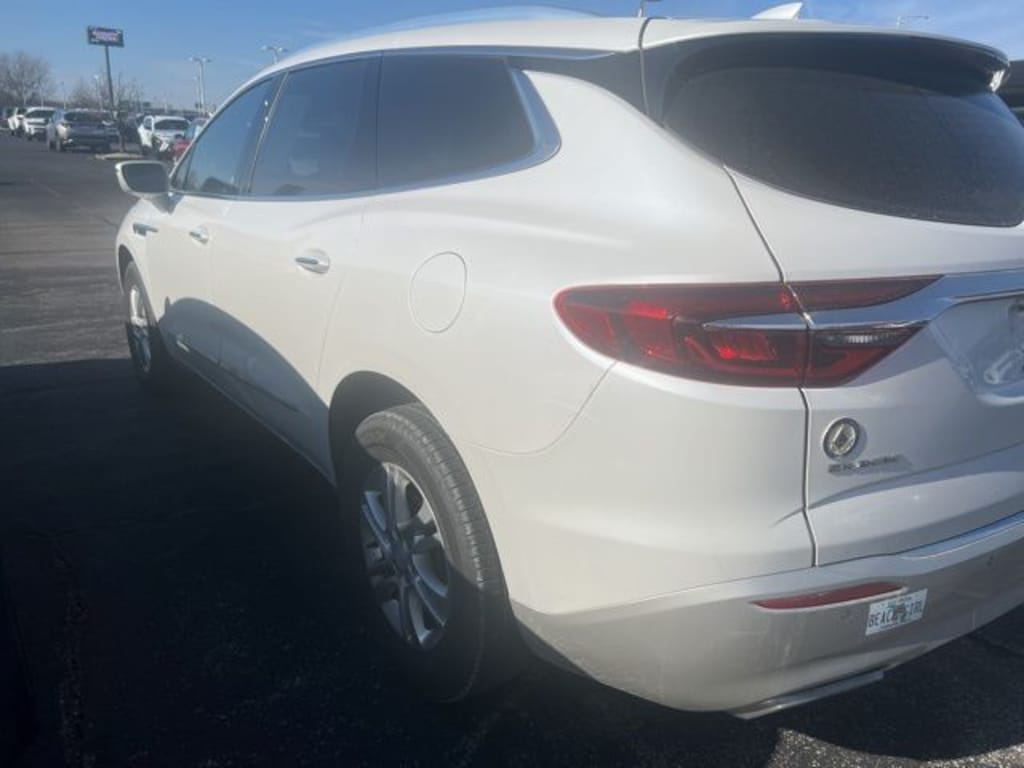 Used 2018 Buick Enclave Essence SUV