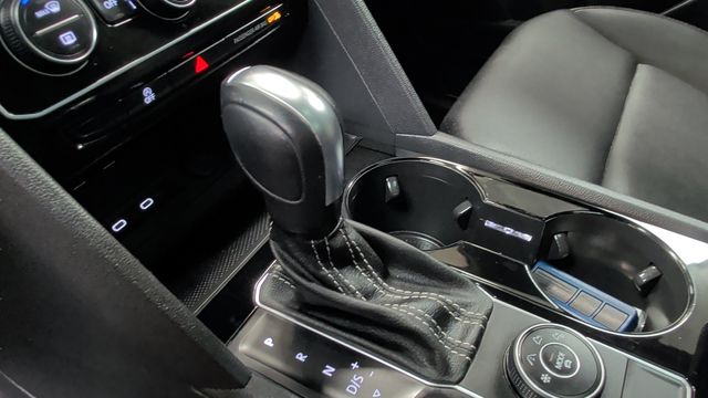 2023 Volkswagen Atlas Cross Sport SEL R-Line Black - Photo 21