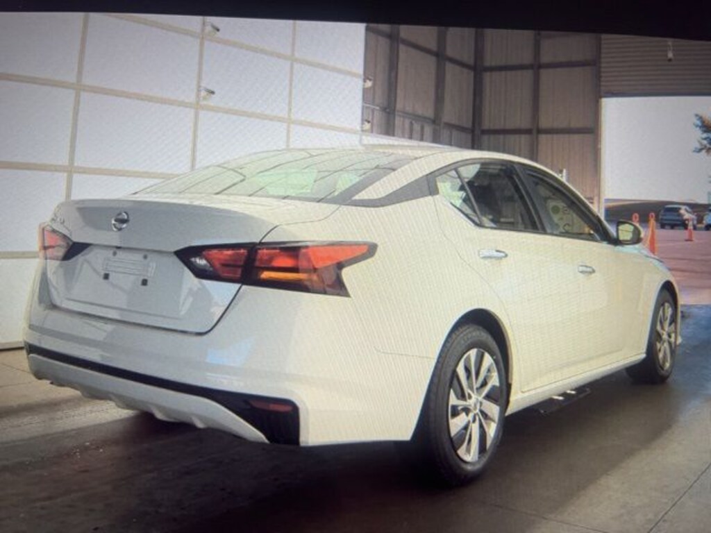 Used 2022 Nissan Altima 2.5 S Sedan