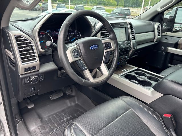 2017 Ford F-250 Super Duty Lariat - Photo 19