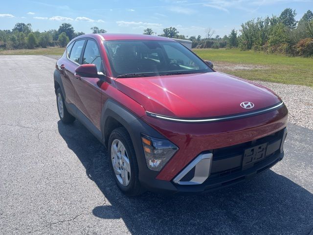 2025 Hyundai Kona SE photo 4
