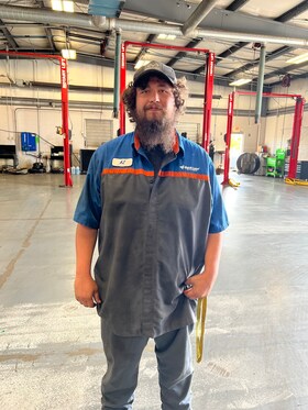 Staff member Alva Bennett from cc451b923912