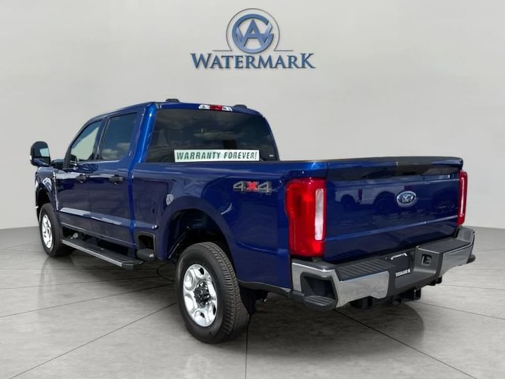 New 2026 Ford F-250 XLT Truck Crew Cab