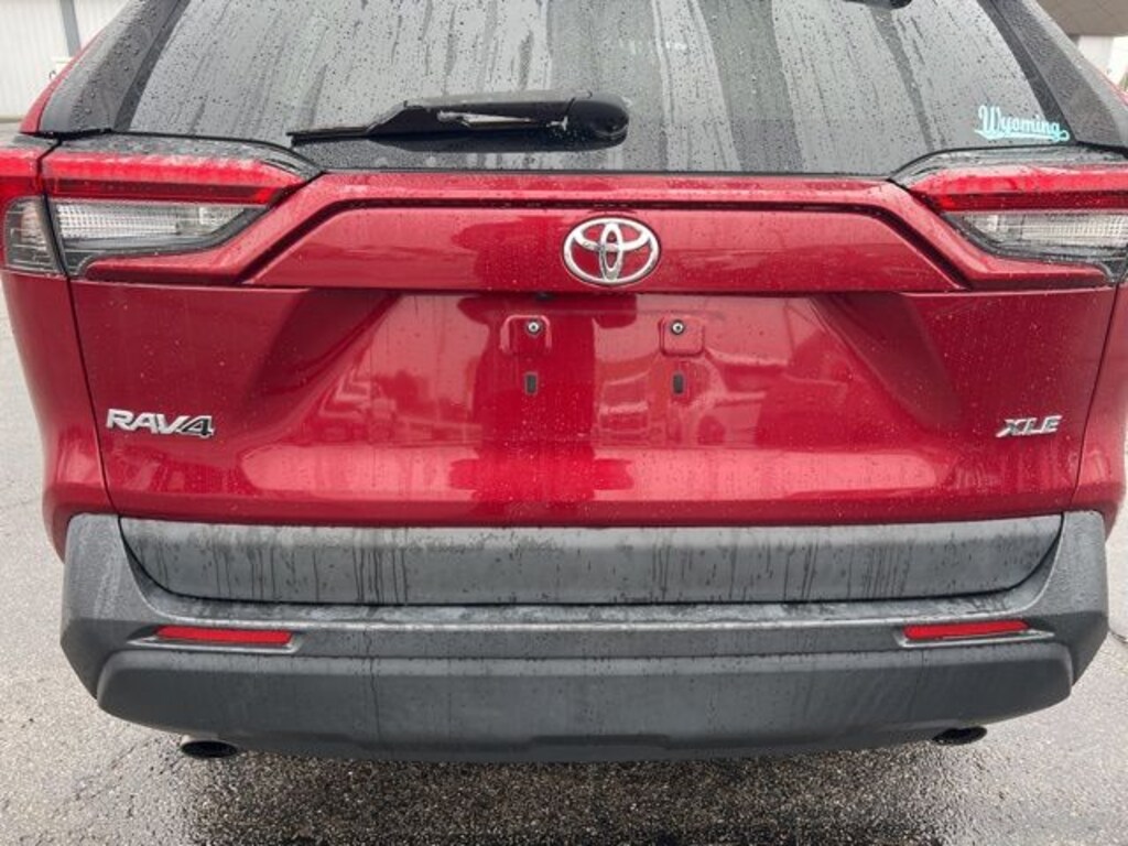 Used 2019 Toyota RAV4 XLE SUV