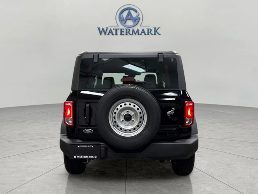 New 2025 Ford Bronco Base SUV