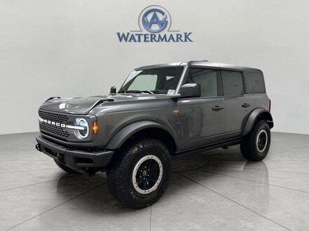 2025 Ford Bronco Badlands SUV