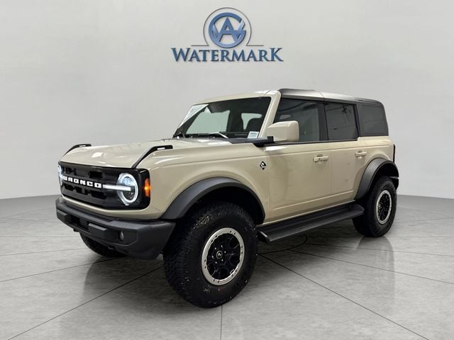 2025 Ford Bronco 4-Door Outer Banks's photo