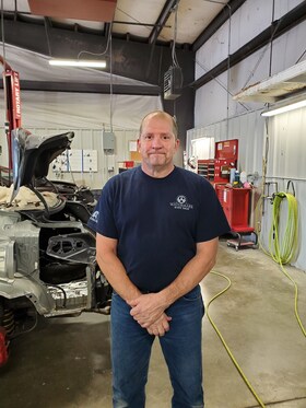 Staff member Donald Scott from b12b0c7e44e1