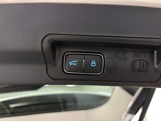 2026 Ford Explorer Active - Photo 25
