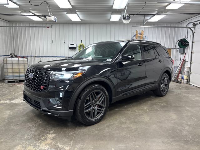 2026 Ford Explorer ST's photo