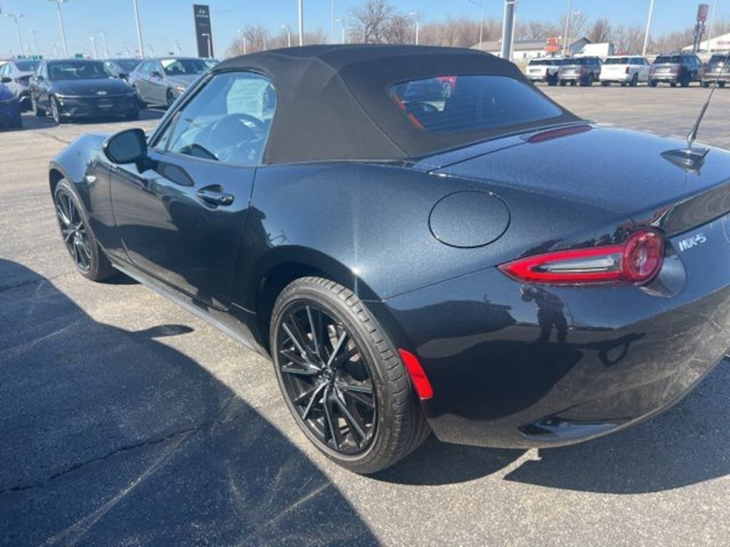 Used 2025 Mazda MX-5 Miata Grand Touring Convertible