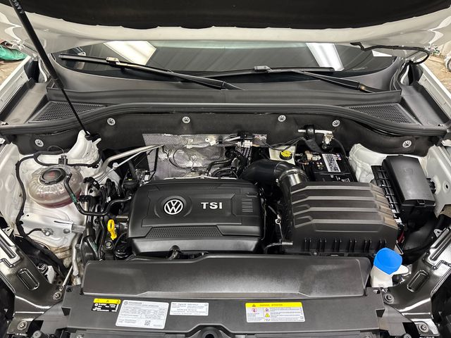 2023 Volkswagen Atlas Cross Sport SEL R-Line Black - Photo 23
