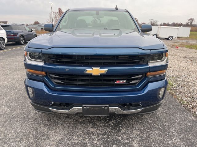 2019 Chevrolet Silverado 1500 LT photo 3