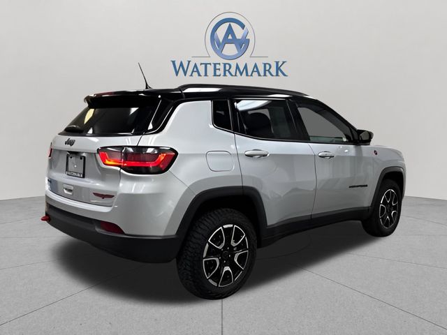2025 Jeep Compass Trailhawk - Photo 6