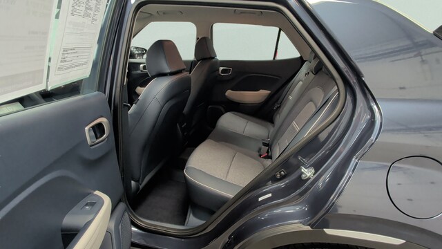 2025 Hyundai Venue Limited - Photo 20