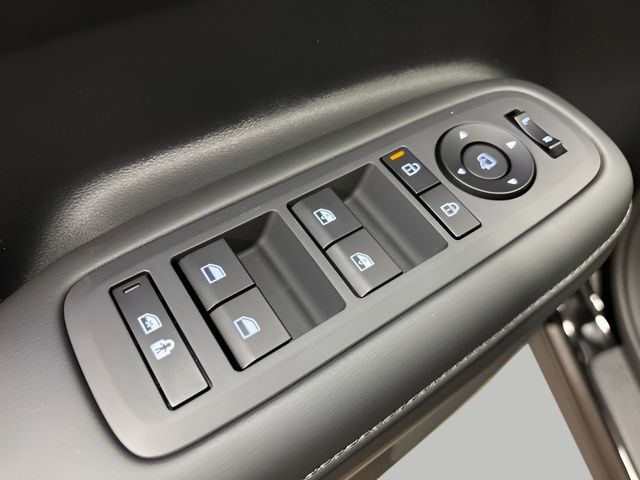 2026 Hyundai Santa Fe Limited - Photo 14