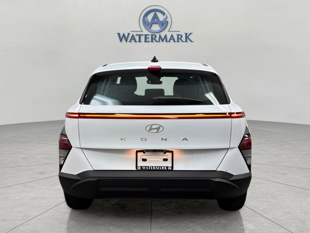 2025 Hyundai Kona SE photo 4