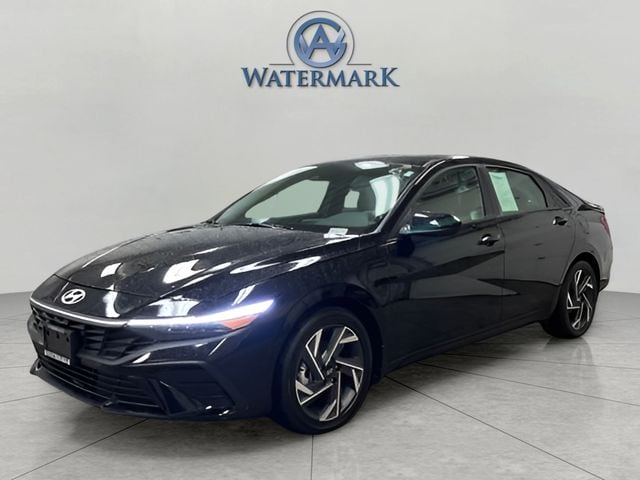 2025 Hyundai Elantra Blue