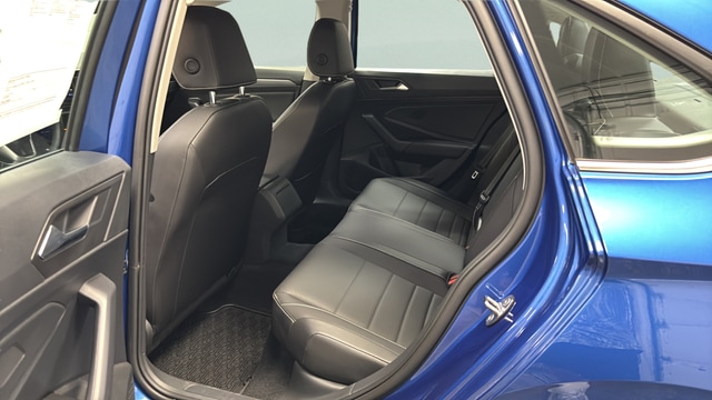 2023 Volkswagen Jetta SE - Photo 19