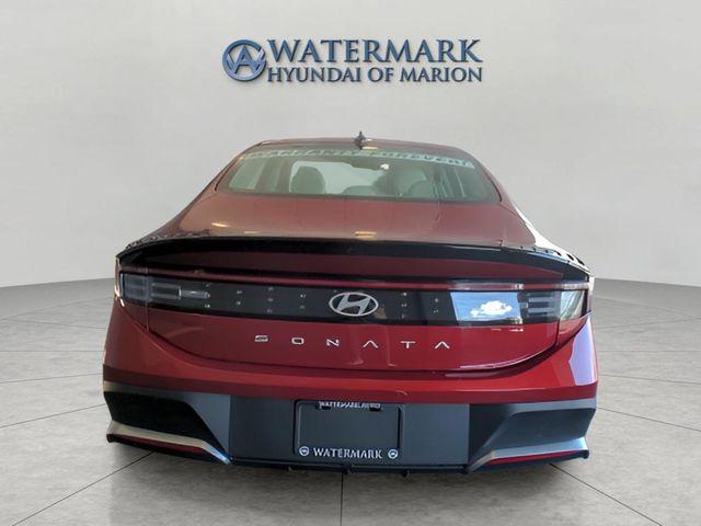2025 Hyundai Sonata SE photo 4