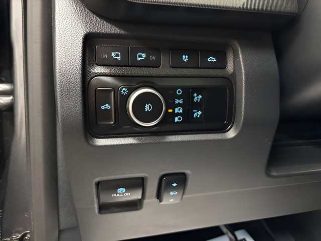 2024 Ford F-250 Super Duty Platinum - Photo 37