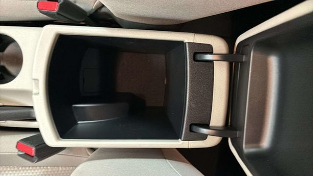 2025 Kia Soul LX - Photo 20