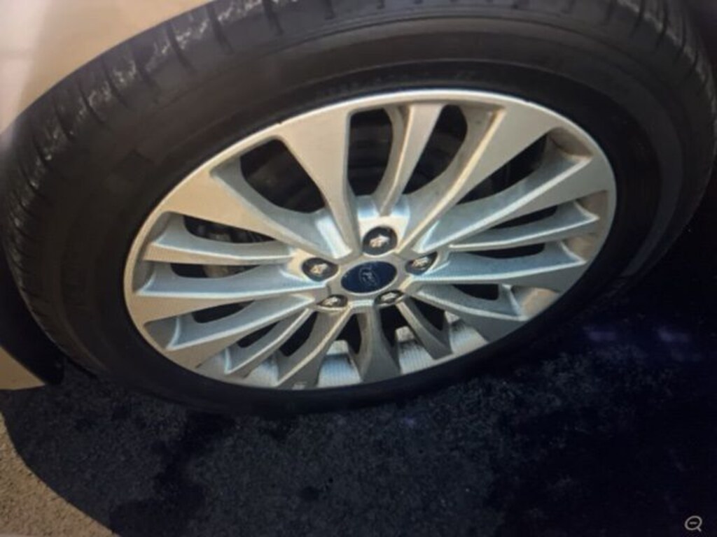 Used 2017 Ford C-Max Hybrid SE Hatchback