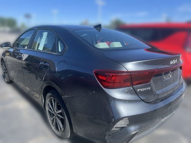 2022 Kia FORTE LXS - Photo 4