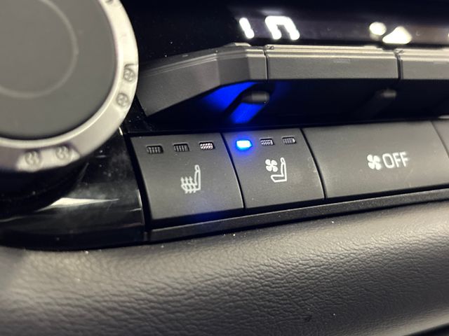 2023 Toyota Tundra Platinum - Photo 31