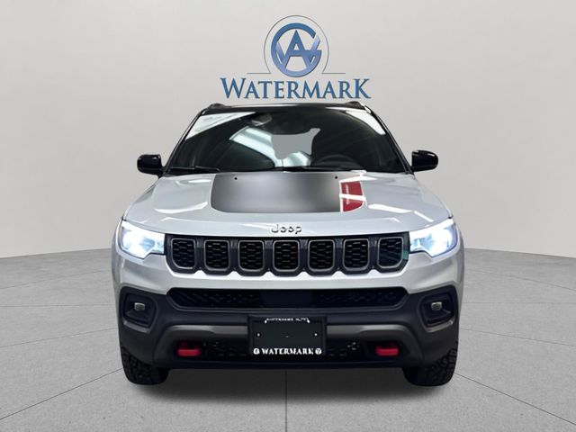2025 Jeep Compass Trailhawk - Photo 9