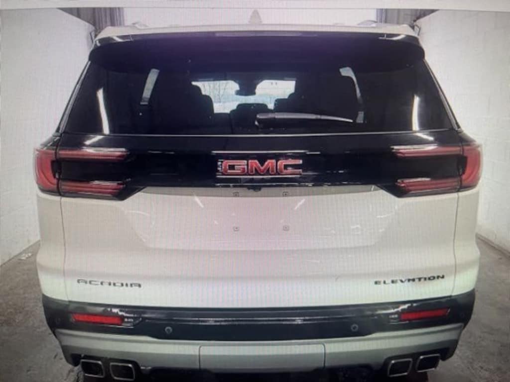 Used 2025 GMC Acadia Elevation SUV