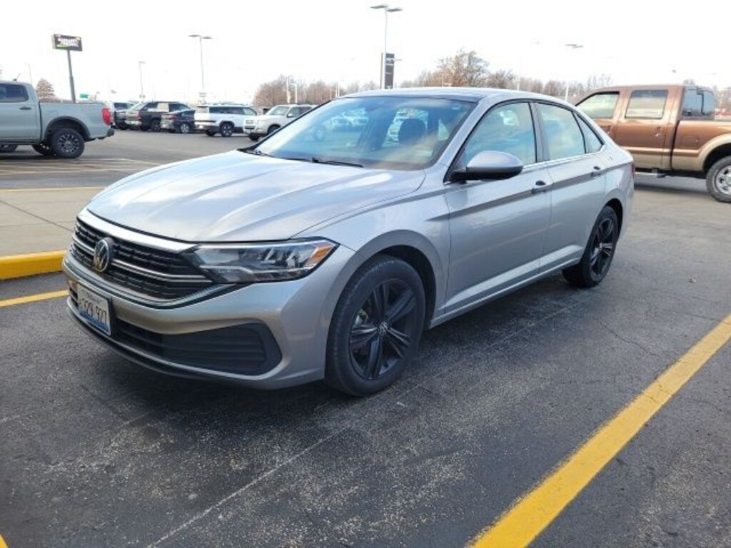 Used 2022 Volkswagen Jetta 1.5T SE Sedan