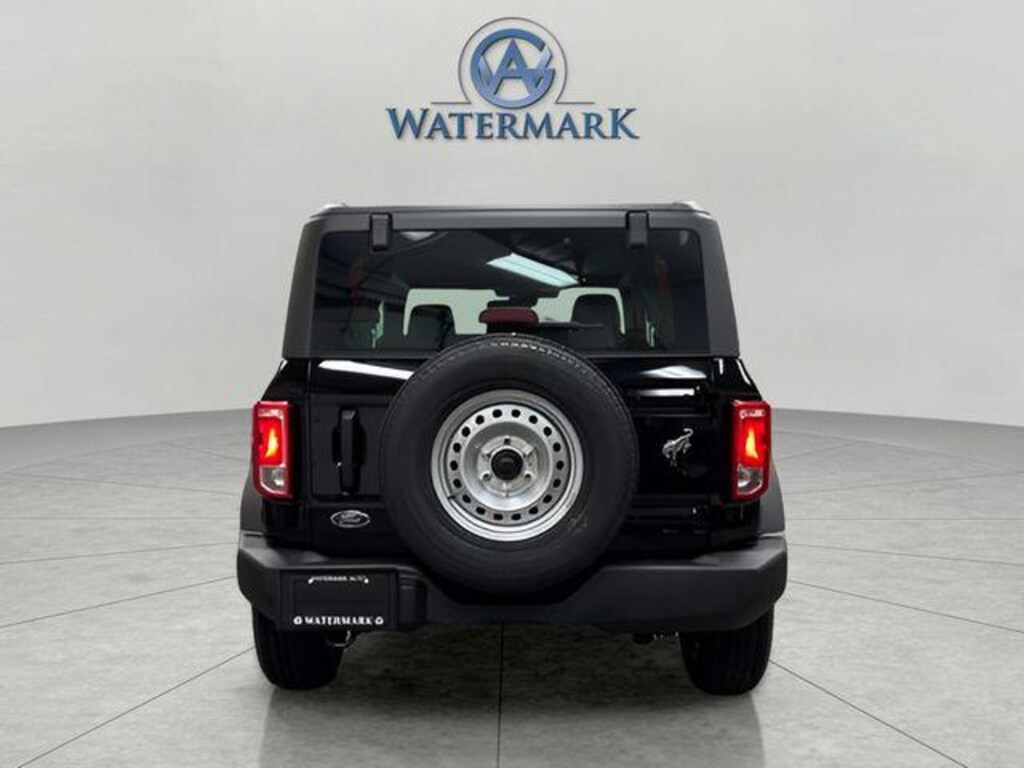 New 2025 Ford Bronco Base SUV