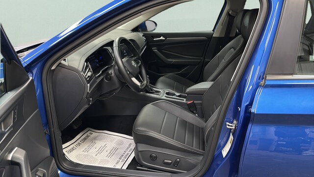 2023 Volkswagen Jetta SE - Photo 9