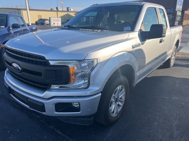 2019 Ford F-150 XL's photo