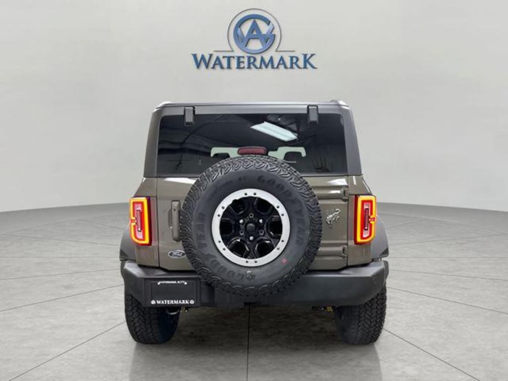 New 2025 Ford Bronco Outer Banks SUV