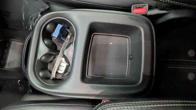 2025 Chrysler Pacifica Select - Photo 23