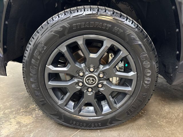 2023 Toyota Tundra Platinum - Photo 15