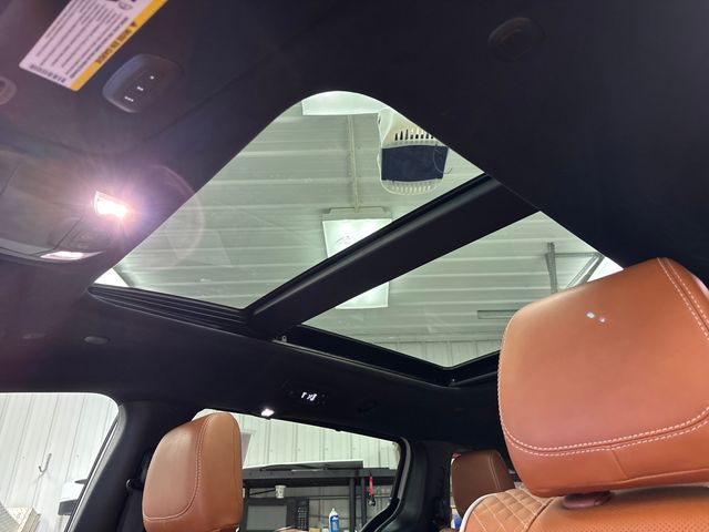 2025 Chrysler Pacifica Pinnacle - Photo 36