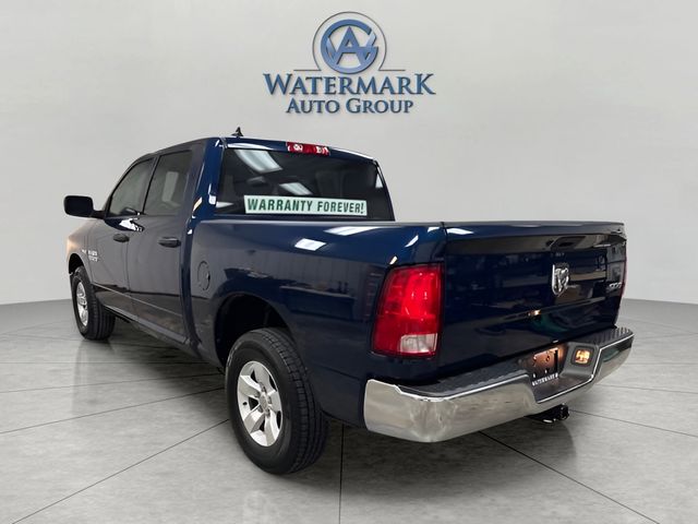 2024 Ram 1500 Classic Tradesman photo 3