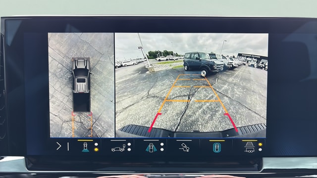 2025 Chevrolet Silverado 2500HD ZR2 - Photo 16
