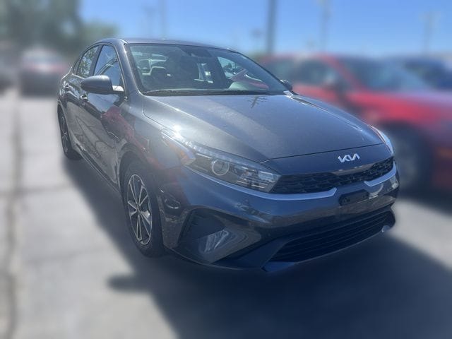 2022 Kia FORTE LXS - Photo 2