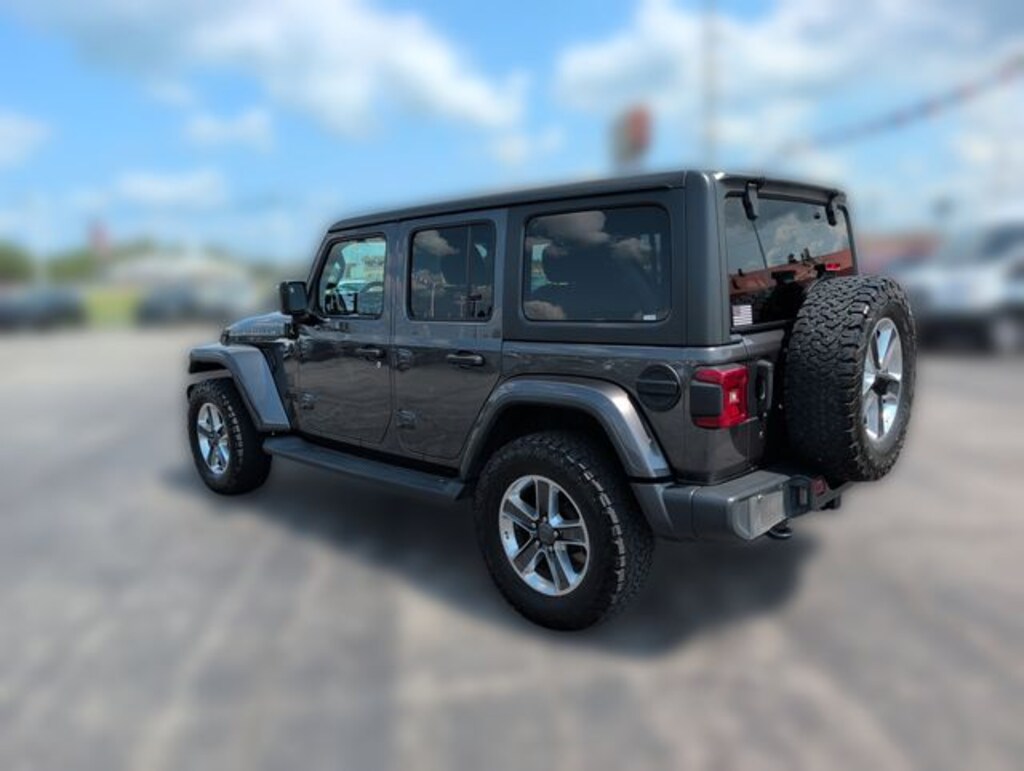 Used 2018 Jeep Wrangler Unlimited Sahara 4x4 SUV