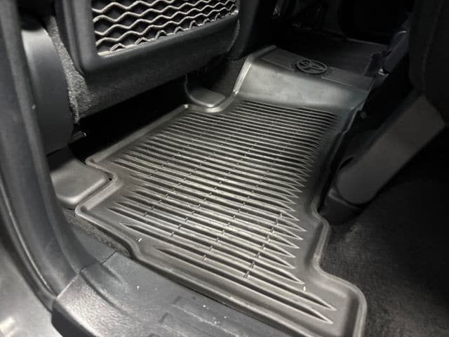 2020 Toyota 4Runner Limited - Photo 32